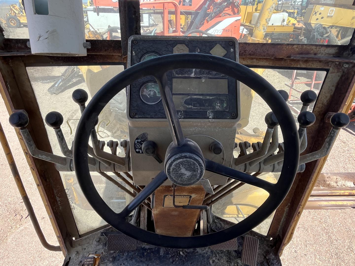 ./imagenes/INVOICE/2019/17644/MOTOCONFORMADORA JOHN DEERE 772BH (21).JPG